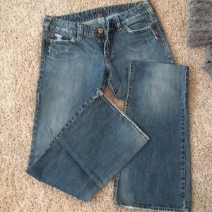 Silver jeans 100% cotton low rise 32/33 cute!